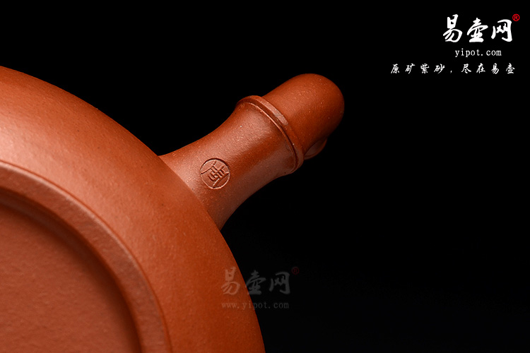 宜兴紫砂壶名家：周荣华紫砂壶斜竹图片