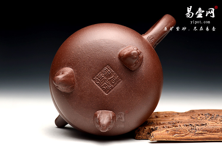宜兴周荣华紫砂艺术，天龙鼎珠壶图片