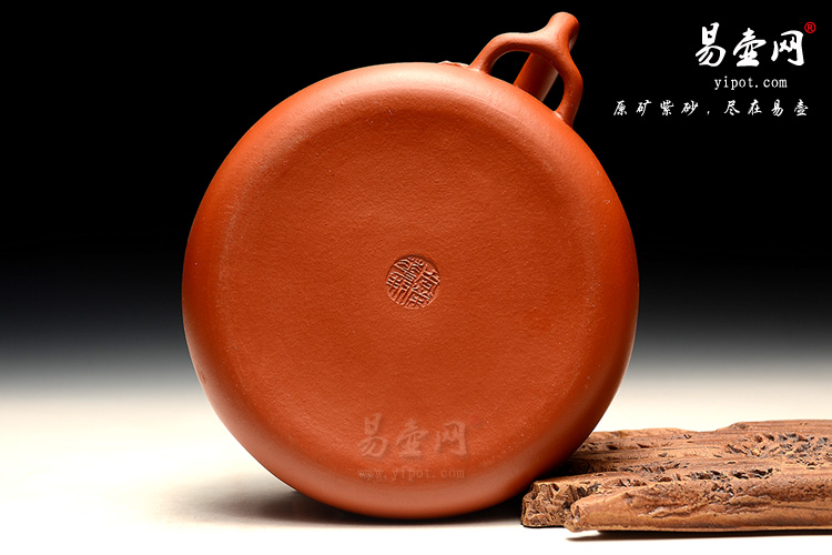 宜兴紫砂壶，周荣华紫砂艺术，薄胎供春壶图片