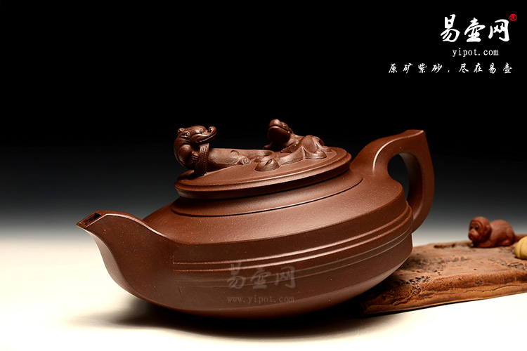 宜兴紫砂壶，徐俊英紫砂壶，楚汉风云紫砂壶图片