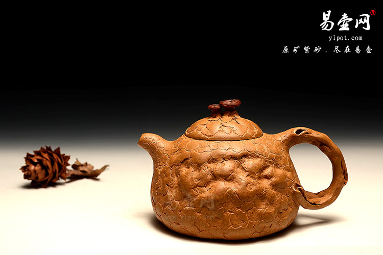 宜兴紫砂壶，黄叶萍紫砂壶，全手供春壶图片